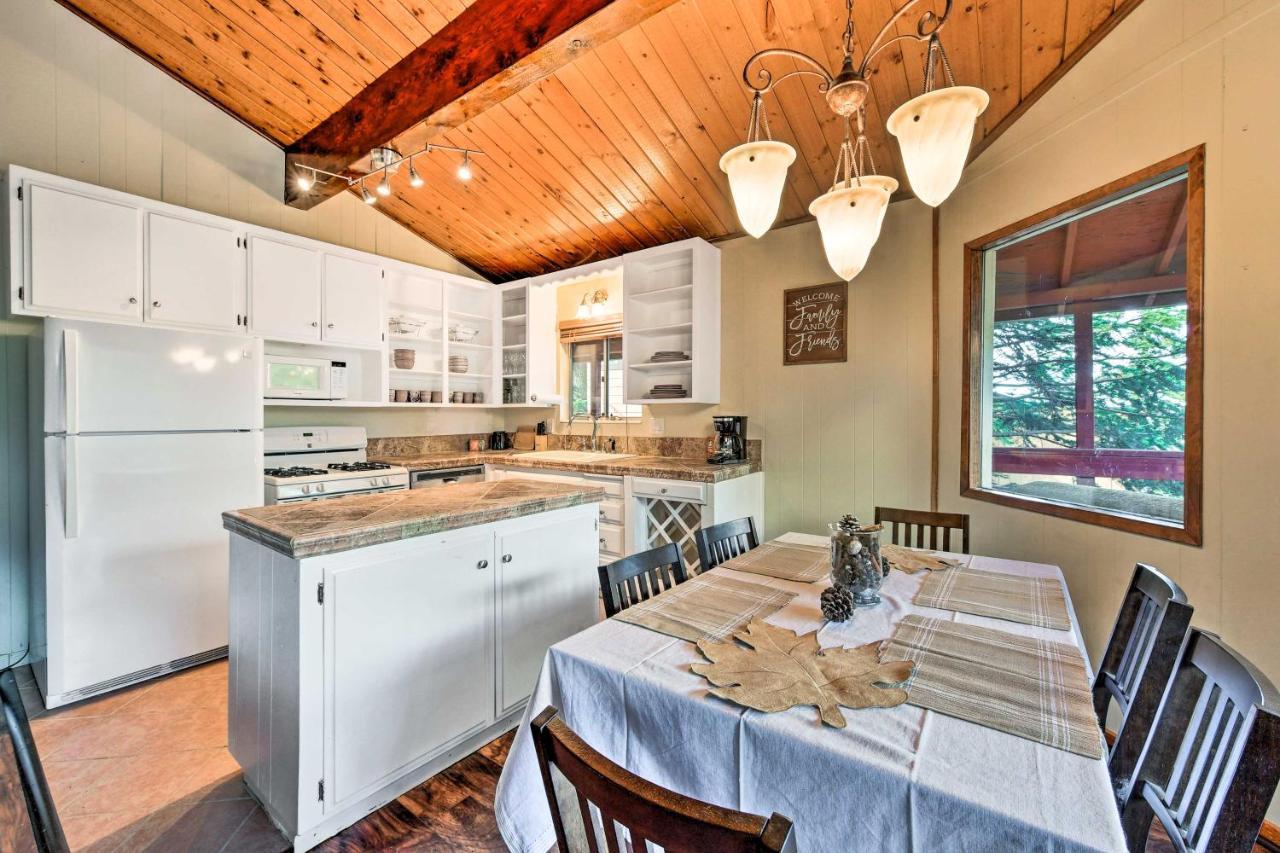 Lake Arrowhead Cabin With Deck And Stunning Mtn Views! San Bernardino Exterior photo